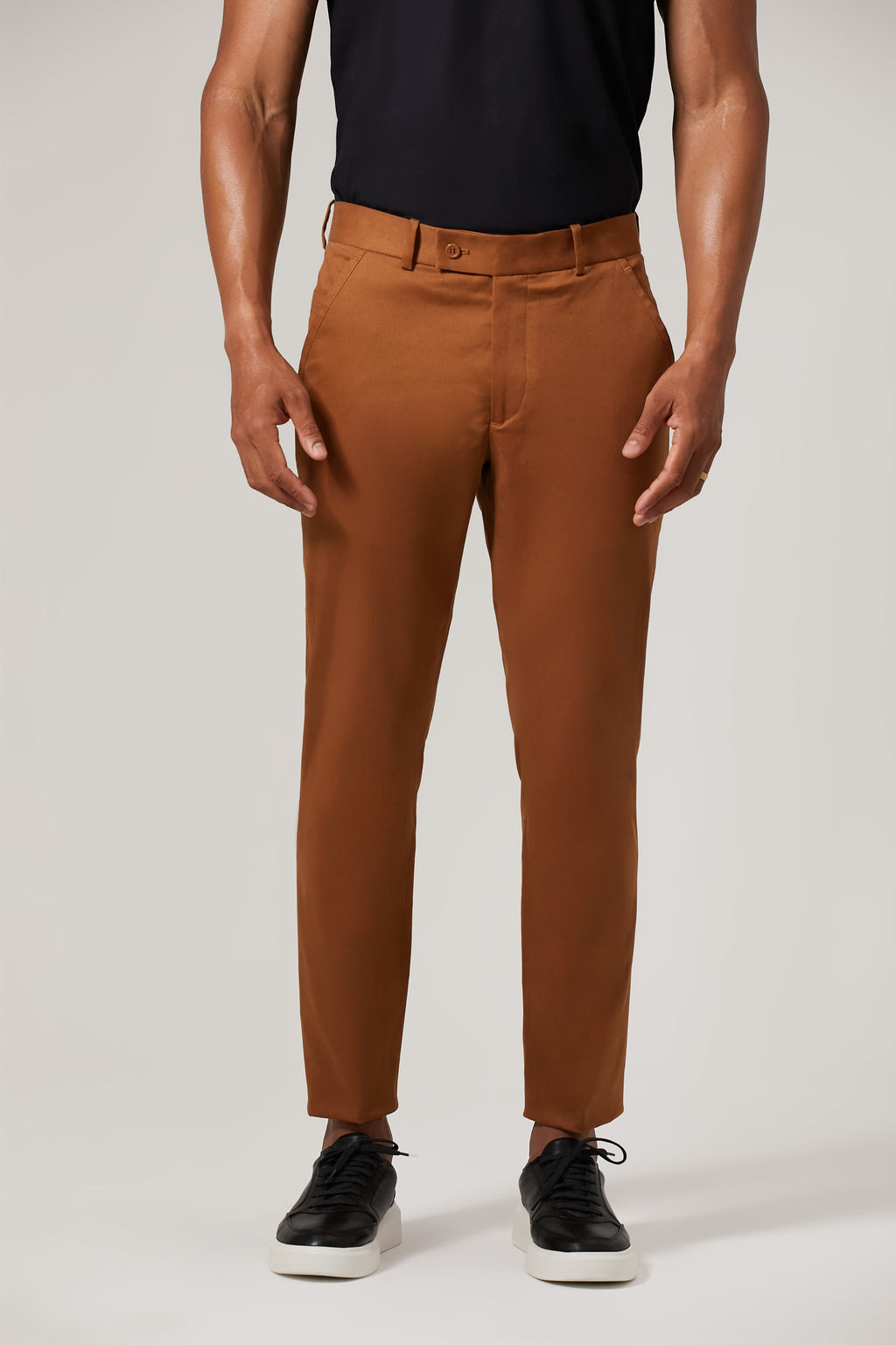 Calça Alfaiataria Sarja Haiti Caramelo