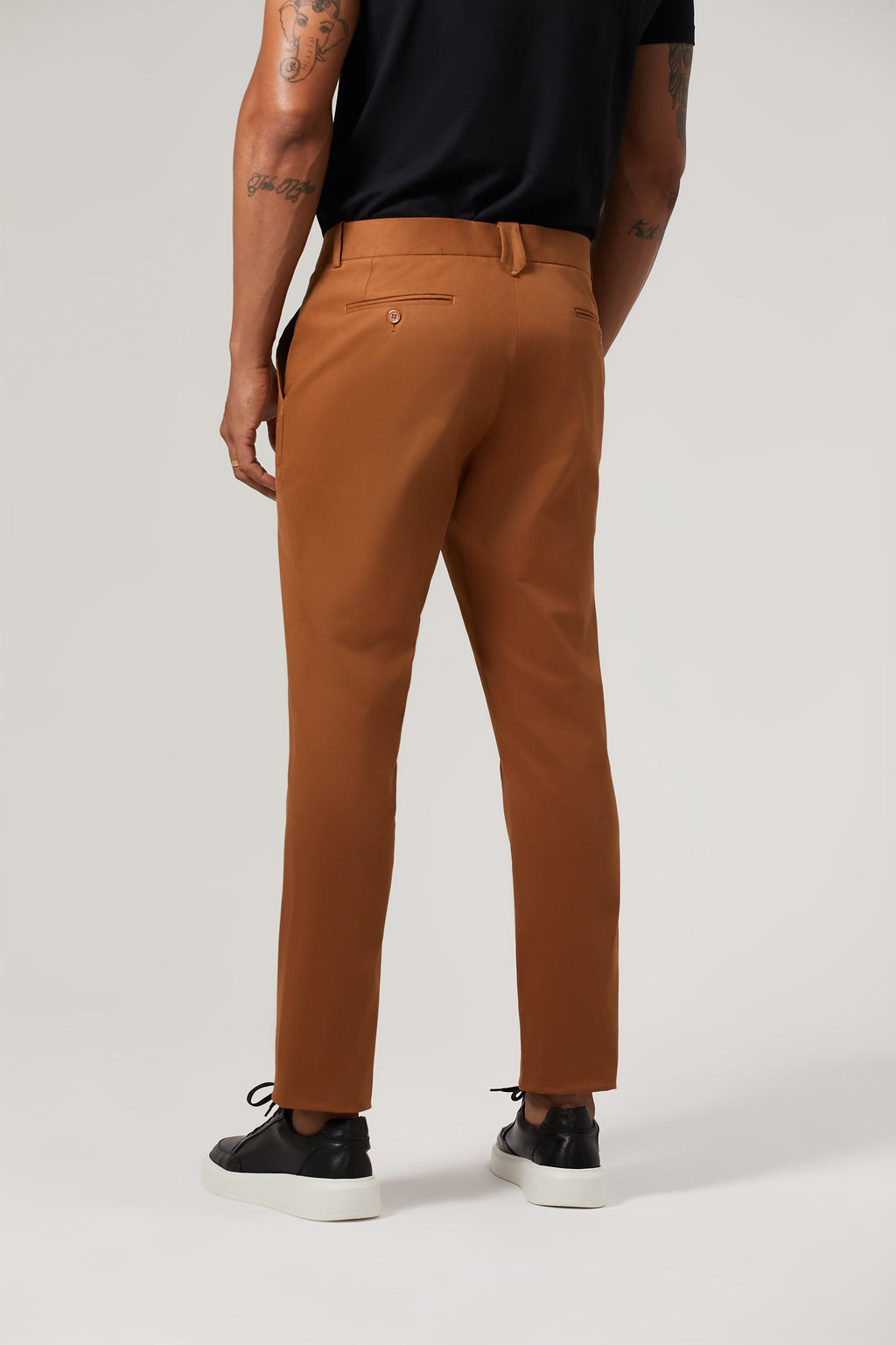 Calça Alfaiataria Sarja Haiti Caramelo